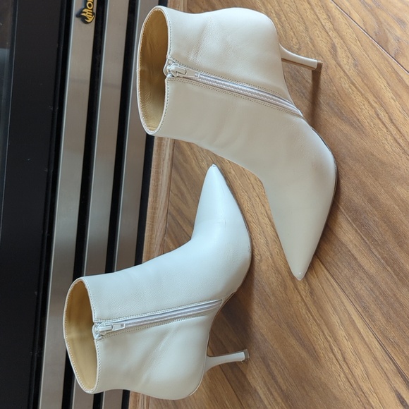 Tony Bianco Cream Booties - Picture 5 of 10